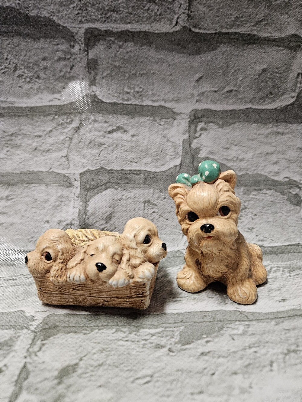 Vintage Woodland Stoneware "Poppy" Dog And Puppy Basket